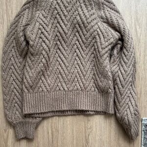 Women’s Chunky Chevron Knit Turtleneck Sweater - Taupe